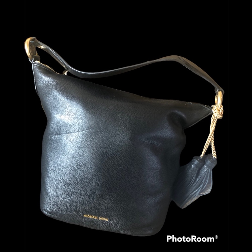 Michael Kors Elana Large Convertible Shoulder Leather Bag